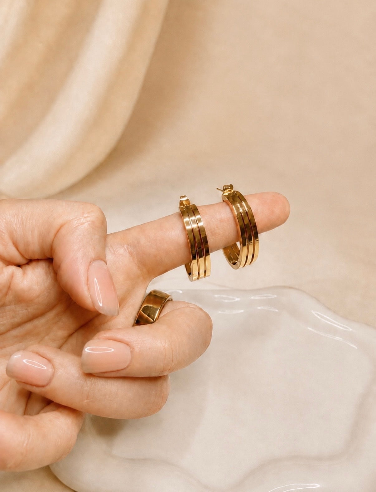 Sloane Hoops