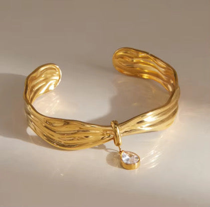 ARIA Cuff